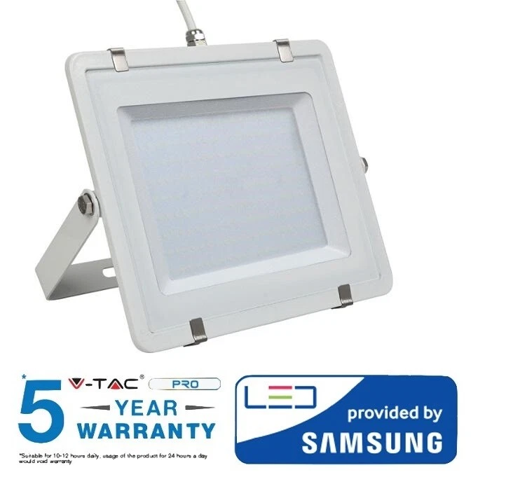 FARO LED 200W BIANCO FREDDO CHIP SAMSUNG (equivale 1000W alogena) 16000LM - Immagine 1 di 1