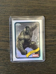 2025 Topps Chrome Marvel HULK Silver Refractor #128 - Picture 1 of 2