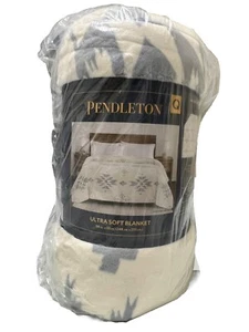 *NEW*Pendleton Ultra Soft Plush Blanket- Birch Tree - Color Ivory Queen Size - Picture 1 of 9
