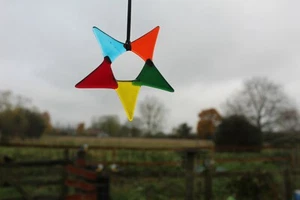 Star Christmas tree/window decorations in fused glass. handmade - Picture 1 of 9