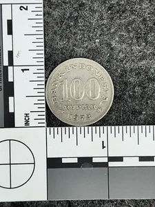1973 Rupiah 100 Large Coin Bank Indonesia - Picture 1 of 2