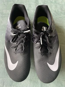 Size 9.5 - Nike Zoom Rival S 8 Black White - Picture 1 of 5