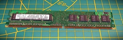 RAM Samsung 1GB DDR2 PC2-6400U 800MHz 240-Pin DIMM (Desktop) - Immagine 1 di 2