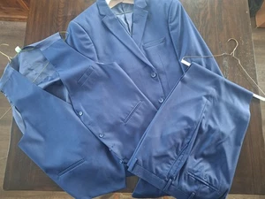 Traje Caravelli Azul Marino 3 Piezas 46R 36x34, usado una vez - Imagen 1 de 1