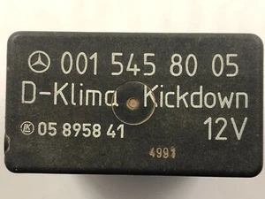 Relé D-Klima Kickdown Mercedes W124 0015458005 001 545 80 05 05895841 - Imagen 1 de 4