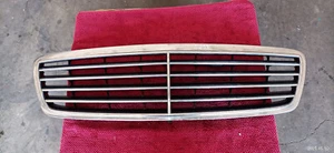 original Kühlergrill A2038800183 Mercedes-Benz S203 W203 C-Klasse - Bild 1 von 6