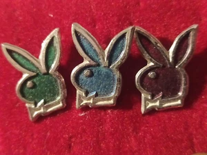 Playboy , pins 70s - Picture 1 of 1