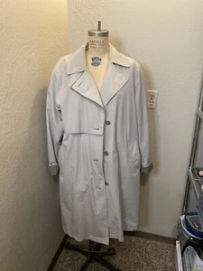 London Fog Towne Women's size 12 Reg Khaki Detachable Liner Rain Trench Coat - Picture 1 of 10
