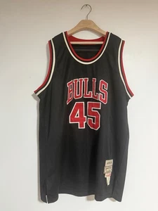 Mitchell & Ness Michael Jordan #45 Bulls Jersey Hardwoods Classic 54 Autograph - Picture 1 of 4