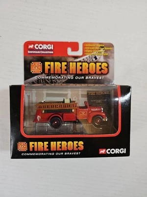 Corgi Showcase 系列 - Fire Heroes 波士顿 1953 B Mack 开放式保险杠套装 # 670 — 第 1/4 张图片