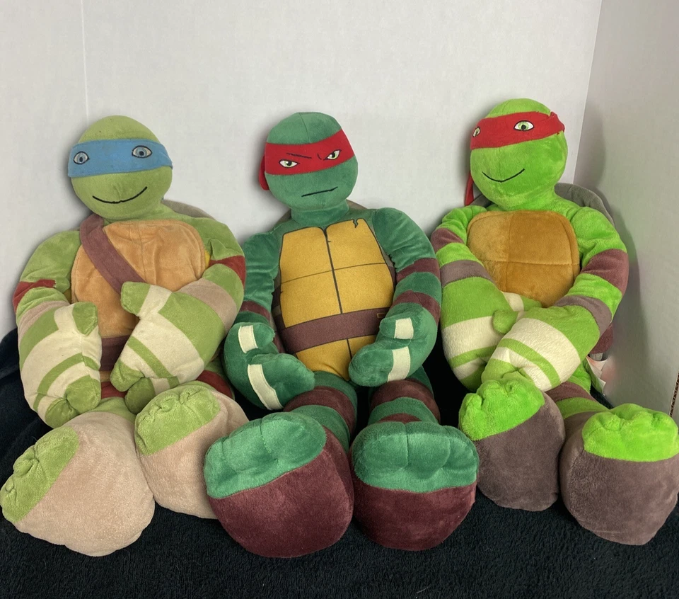 Juego de 3 muñecas de peluche grandes de 24" Nickelodeon Teenage Mutant Ninja Turtles Foto 1 de 4