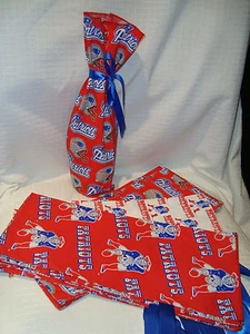 New England Patriots NFL handgefertigter Stoff 15"x6,5" Weinrot/Geschenktüte Hülle NEU - Bild 1 von 1
