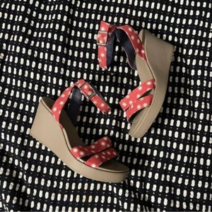 Crocs Leigh Women’s Polka Dot Wedge Ankle Strap Sandals Red Sz 6 - Picture 1 of 7