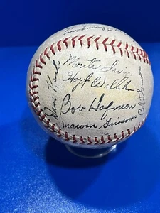 1953 Giants Clubhouse Signed Baseball Wilhelm Durocher Irvin Thompson - Picture 1 of 5