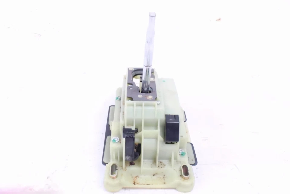 01-09 Mercedes W203 C230 C240 C280 CLK350 500 Floor Shift Gear Shifter Selector - Image 1 of 4