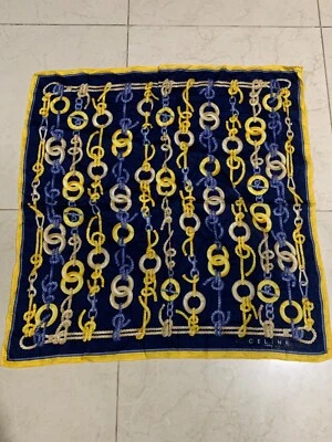 Bufanda Celine Paris Vintage 22"x22" Foto 1 de 3