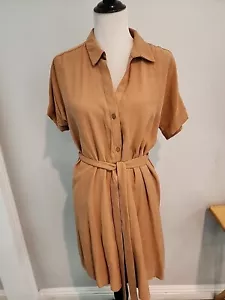 BCBGeneration Contrast Wrap Short Sleeve Caramel Button Down Dress Size M B-13 - Picture 1 of 11