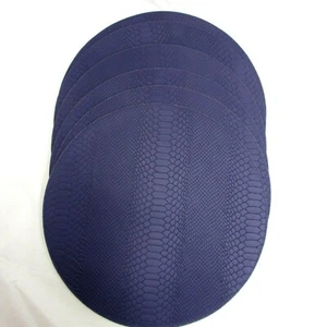 Mantel individual de cuero pitón en relieve redondo púrpura 14" - Imagen 1 de 5