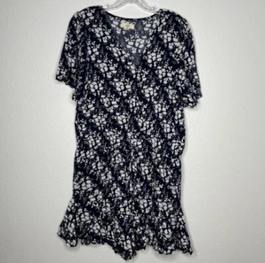 Entro Navy Floral Ruffle Shorts Romper Size XL - EUC - Picture 1 of 5