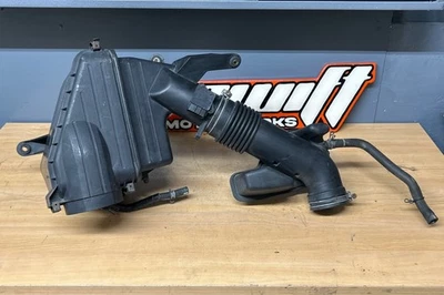 Lexus Is300 2001-2005 OEM sistema de admisión de aire resonador, caja de aire, MAF Foto 1 de 4