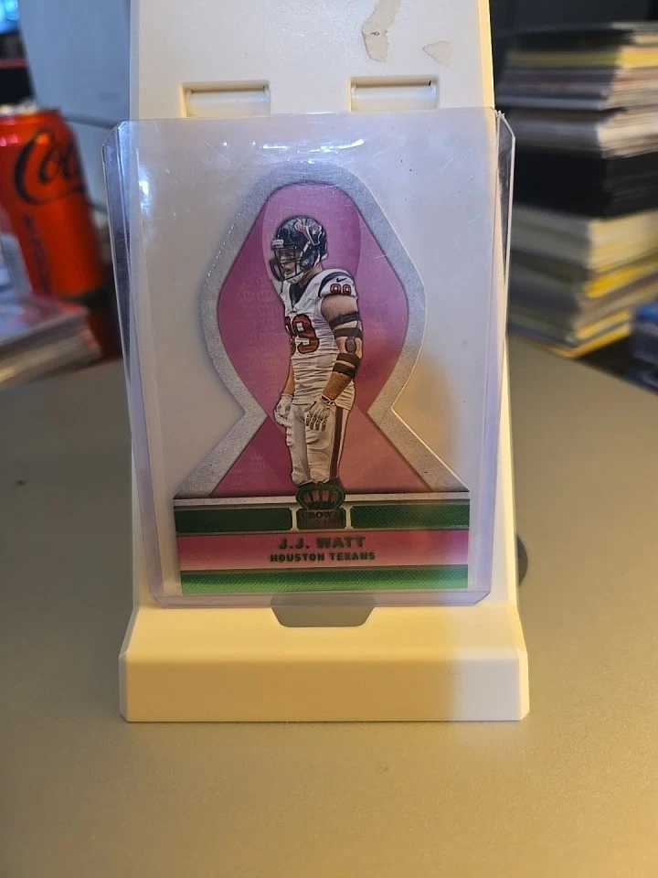 2015 Panini Crown Royale - Pink Ribbons Die-Cuts J.J. Watt #PR4 GREEN PARALLEL - Image 1 of 1