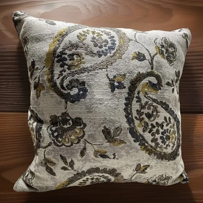 "JUEGO DE 2 almohadas Paisley 20""x20"" rellenas hacia abajo usadas **ENVÍO GRATUITO**" Foto 1 de 3