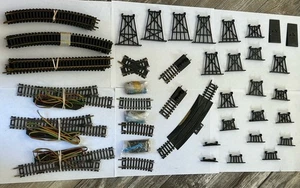 HO Scale Model Railroad Track 3 Remote Control Switches Bump Stop & Trestle Set - Picture 1 of 2