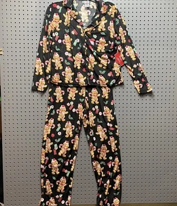 Gingerbread Pajamas Adult XS Holiday Time Black with All over Print NWT - Foto 1 di 6