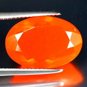 5.02 ct Splendid Oval Cut (17 x 11 mm) Heated Orange Fire Opal Loose Gemstone - Picture 1 of 2