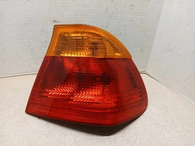 BMW 323I Sdn E46 1999 2000 pasajero cuarto de luz trasera montada en panel 8364922 Foto 1 de 4