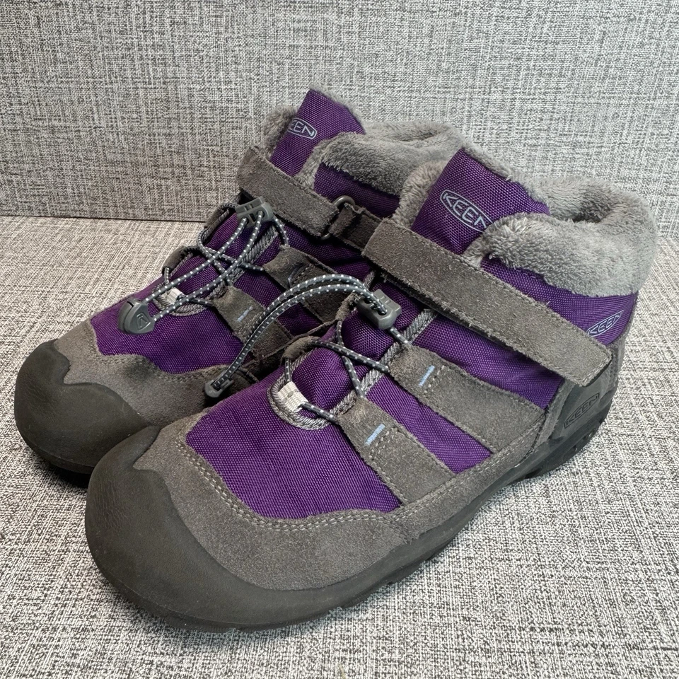 Keen Boots Youth Size 6 Grey/Purple “Knotch Chukka” Big Kids Insulated Easy-On - Image 1 of 4