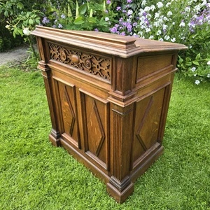 Antique Oak Carved Speakers Podium. Pulpit. Desk - Picture 1 of 23