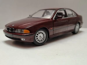 BMW Serie 5 E39 1/24 Minichamps - Picture 1 of 10