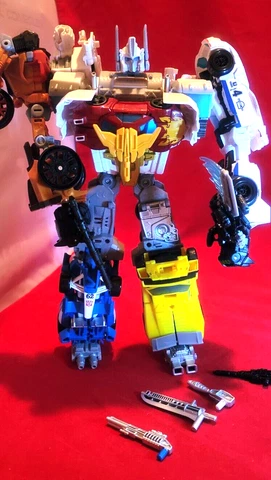 7 Transformers Combiner Wars Optimus Maximus Mirage/Sunstreaker/Wrek Gar/Jazz Cover