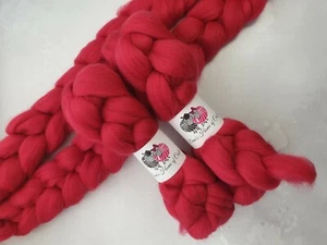 Merino roving, wool top, 100 g, CRIMSON - Picture 1 of 6