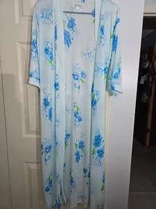 Accappatoio Sindrella blu chiaro flirty floreale sexy in raso taglia 2X. LEGGI - Foto 1 di 6