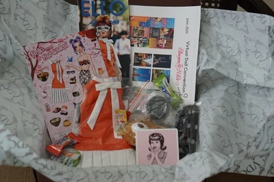 Tonner VDC Ellowyne Wilde Subscripton Bx  "HELLO FROM HARAJUKU" Japan MIB - Image 1 of 4