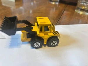 1976 Vintage Superfast Matchbox Tractor Shovel No. 29 - Yellow and Black - Picture 1 of 4