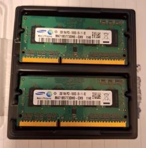 4GB -2x2GB SAMSUNG Memory Ram for Apple MacBookPro 2 X 2GB 1Rx8-PC3 -10600S - Picture 1 of 1