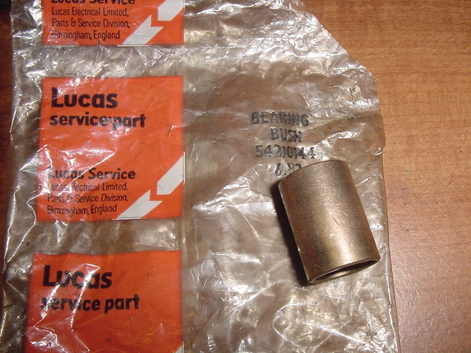 Новый из старых запасов втулка генератора LUCAS Jaguar XKE 3.4 Austin Healey 3000 Rover 2000 2000TC - Изображение 1 из 1