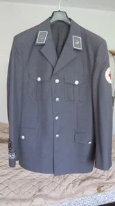 Chaqueta de instructor vintage de la Cruz Roja Alemana. - Imagen 1 de 6