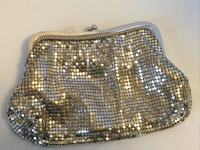 Bolso de monedas vintage de malla plateada Whiting & Davis Foto 1 de 4