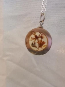 Mother of Pearl with Pressed Dried Flower Pendant Sterling Silver Necklace  - Picture 1 of 3