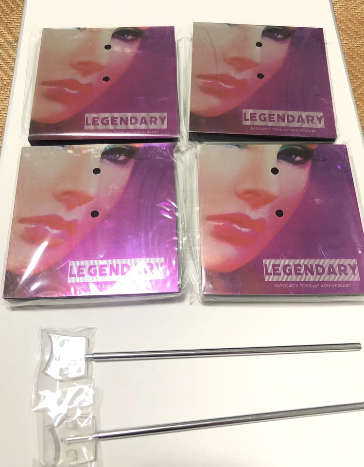 Integrity Toys Fashion Royalty R6.0 Muñeca Soporte Lotes 4 Convención Legendaria Foto 1 de 3