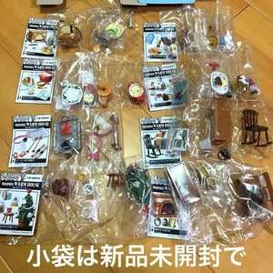 Re-Ment Moomin Warm Winter Set of 8 Figures Diorama Background Leaflets Japan - Picture 1 of 14