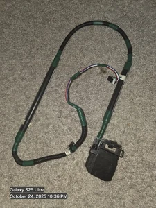 Bloqueo de tapa de lavadora Whirlpool con arnés de cableado Pt# W11032875 piezas de electrodomésticos - Imagen 1 de 3