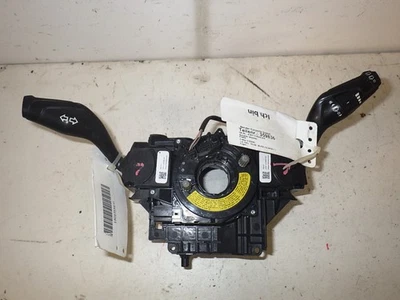 Interruttore Frecce Ford C-Max II (DXA) AV6T-13335-AA Interruttore per Frecce - Immagine 1 di 2