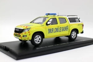 ALARME 1/43 ISUZU D-MAX VLM SAMU 39 Truck Police Cars Resin Model For Collection - Picture 1 of 11