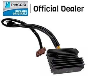 REGOLATORE DI TENSIONE Vespa GTS Super 300 2008 2009 ORIGINALE PIAGGIO 639110 - Picture 1 of 5