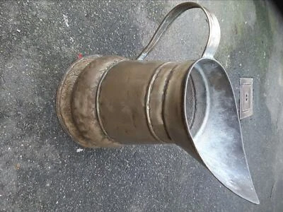 Ancien grand Broc ou charbonnière en cuivre - Photo 1/4